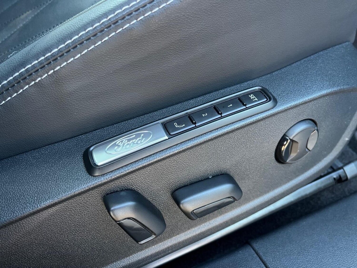 Used Ford Explorer 2024 for sale - 77488757: Photo 30