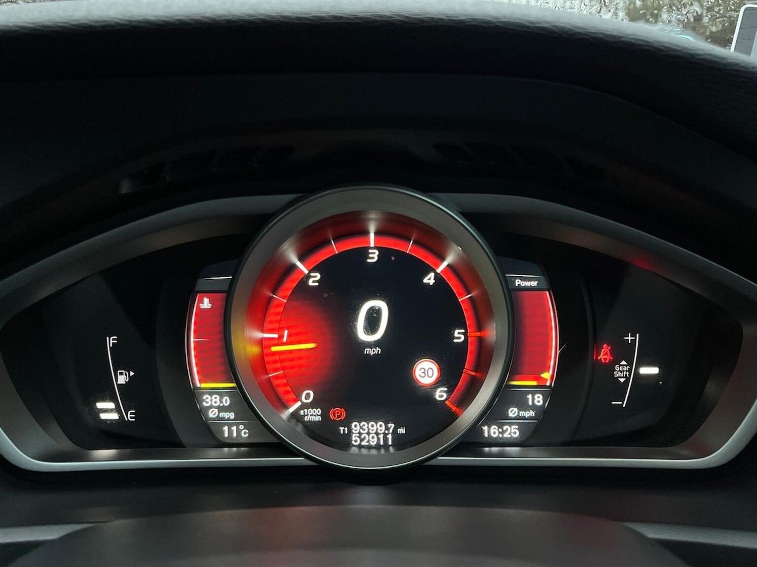 Used Volvo V40 2016 for sale - 76951165: Photo 11