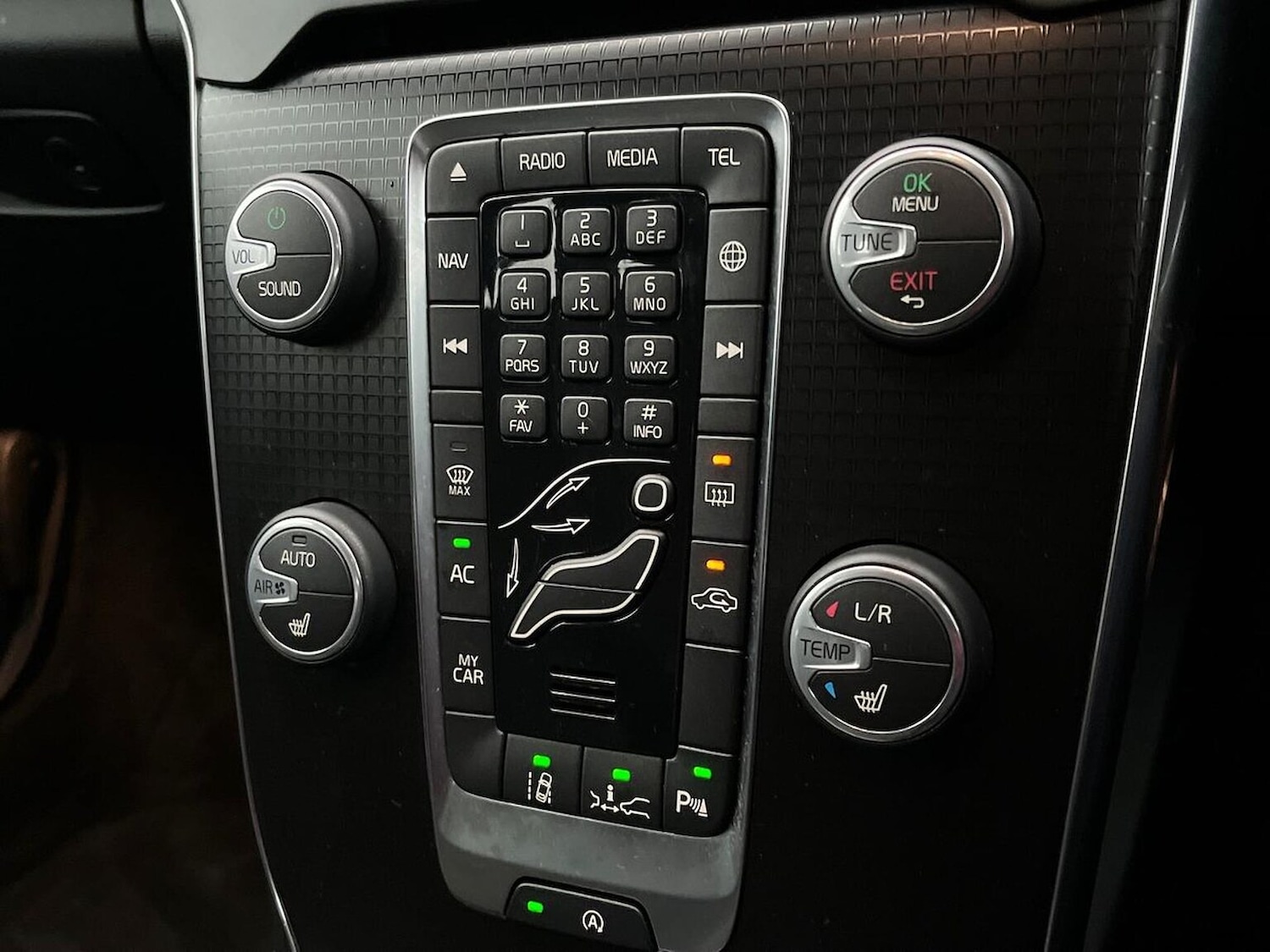 Used Volvo V40 2016 for sale - 76951165: Photo 13