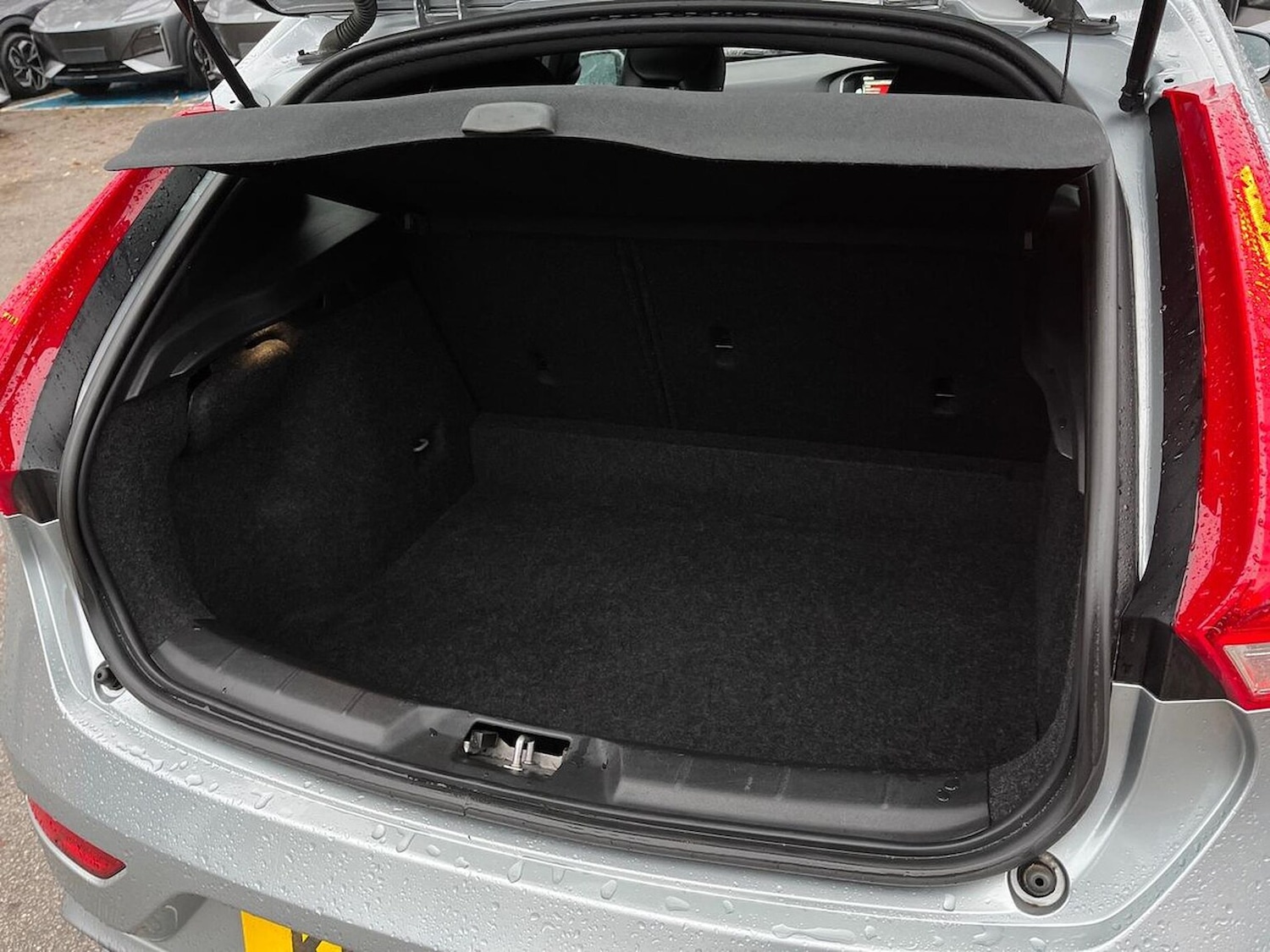 Used Volvo V40 2016 for sale - 76951165: Photo 18