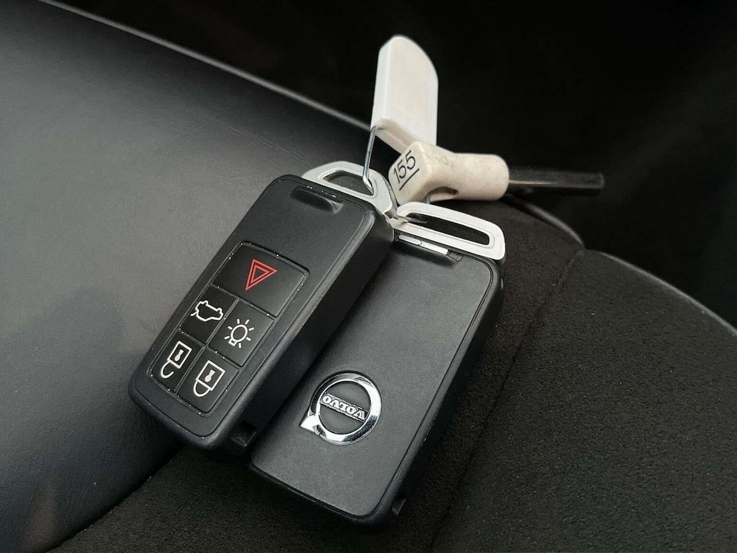 Used Volvo V40 2016 for sale - 76951165: Photo 50