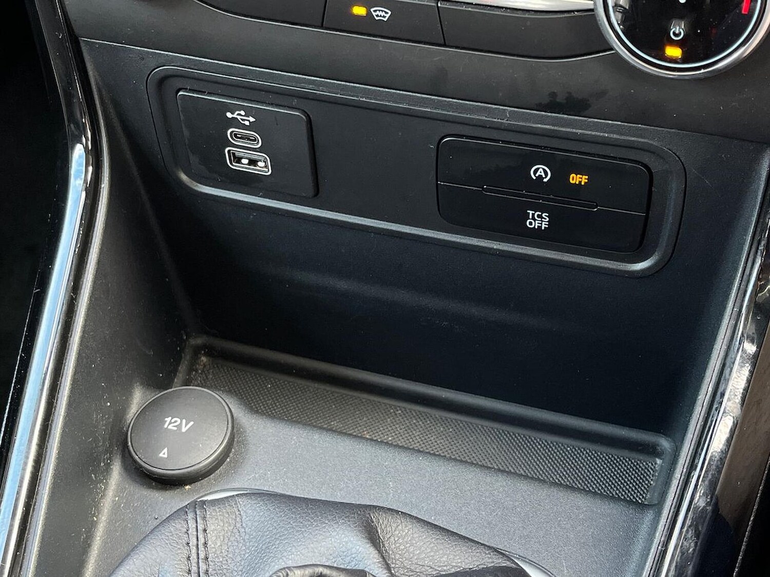 Vehicle 44