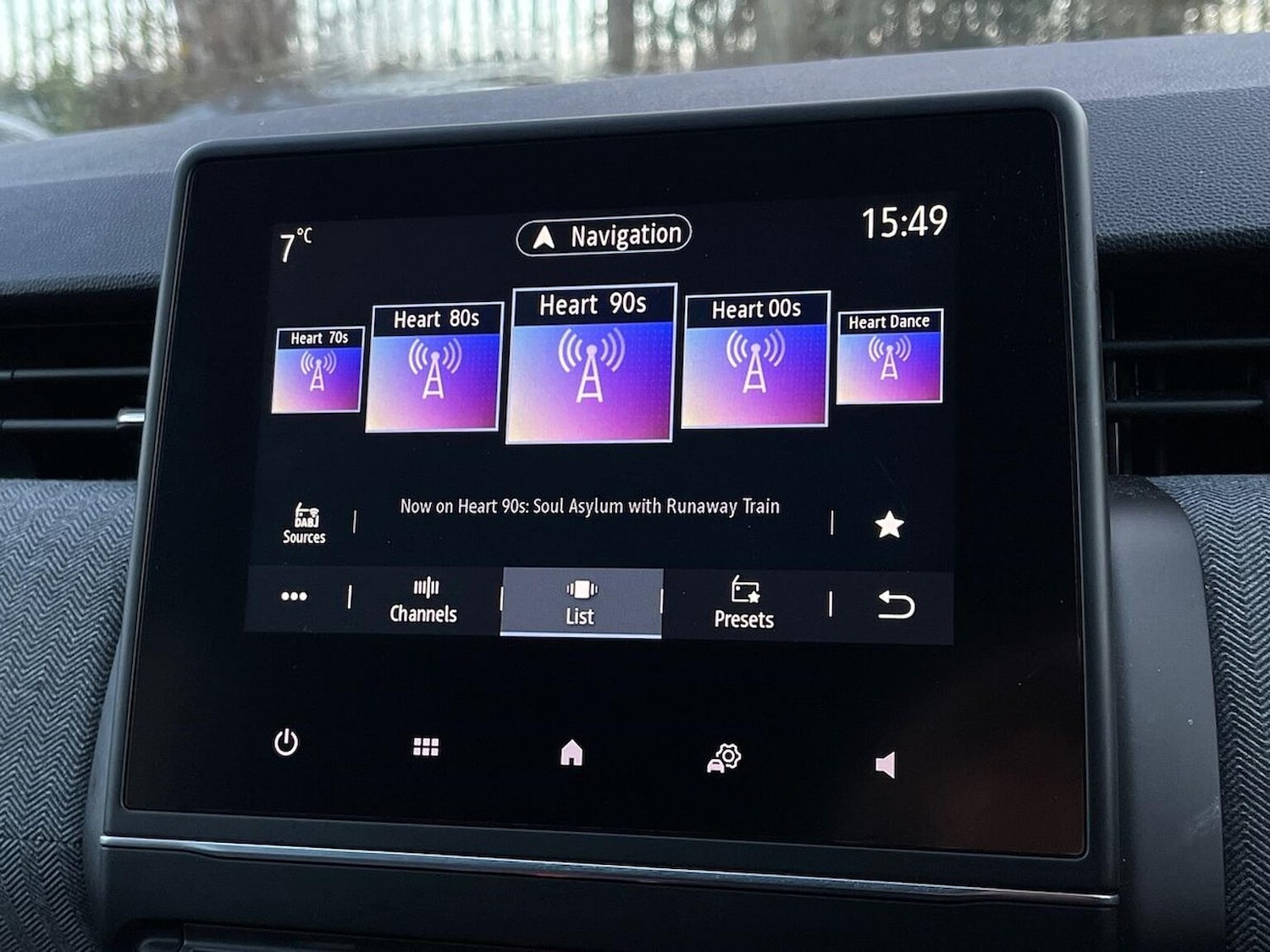 Used Renault Clio 2024 for sale - 76741239: Photo 12