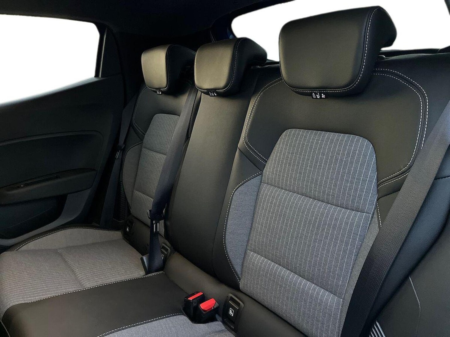 Used Renault Clio 2024 for sale - 76741239: Photo 17