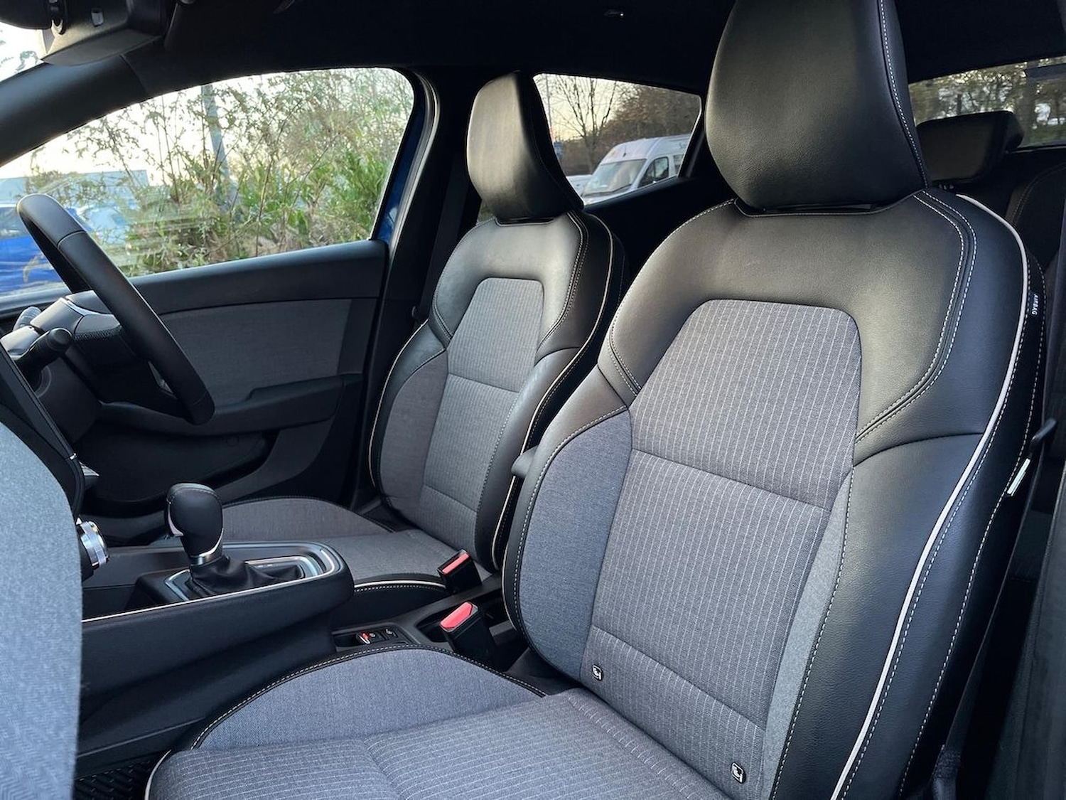 Used Renault Clio 2024 for sale - 76741239: Photo 33