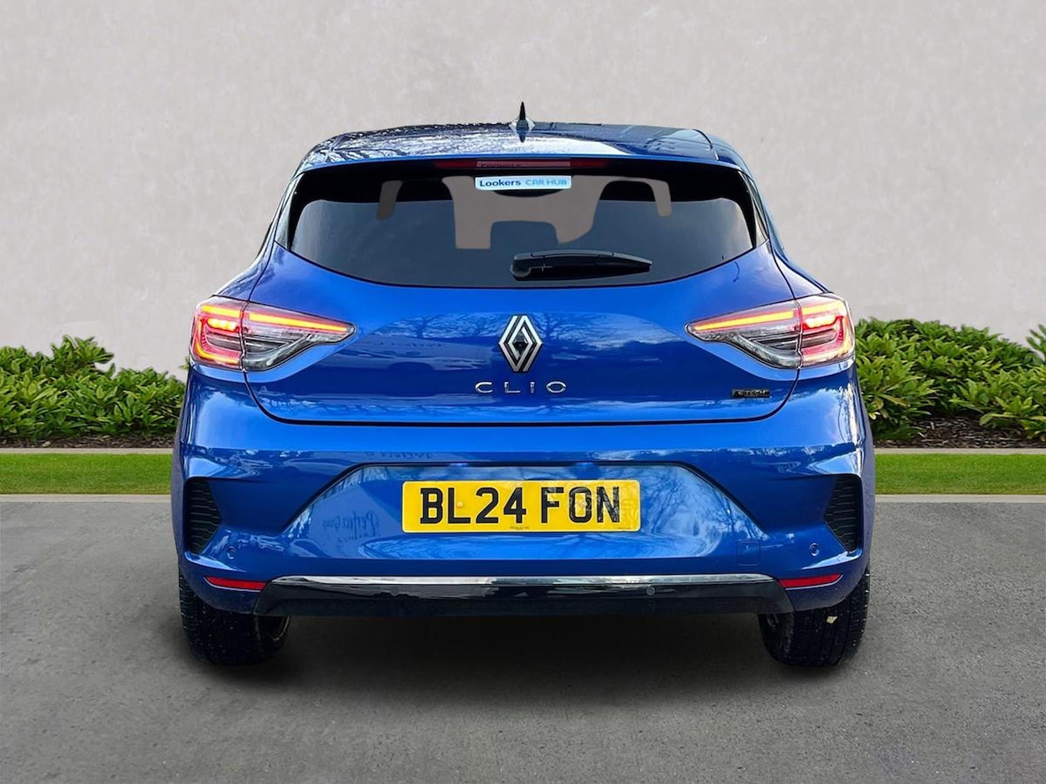 Used Renault Clio 2024 for sale - 76741239: Photo 4