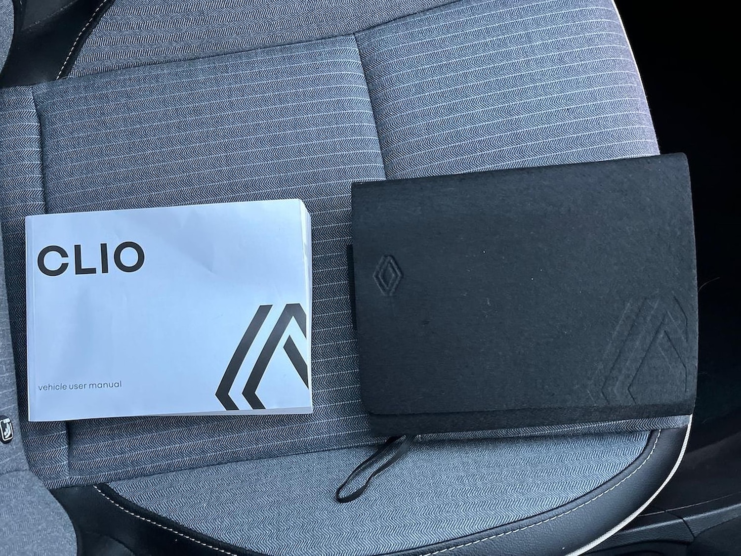 Used Renault Clio 2024 for sale - 76741239: Photo 47