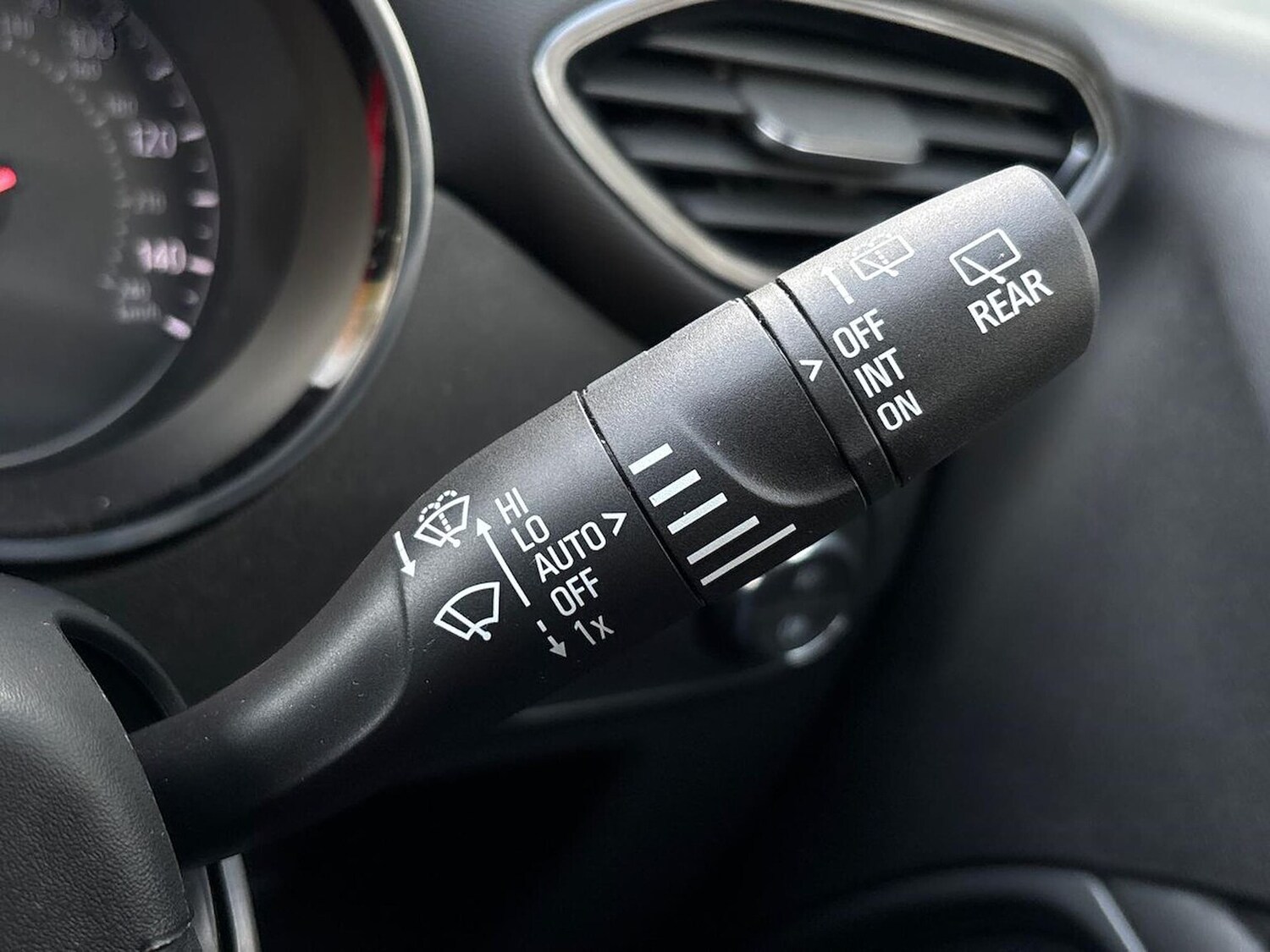 Used Vauxhall Crossland 2024 for sale - 76187114: Photo 29