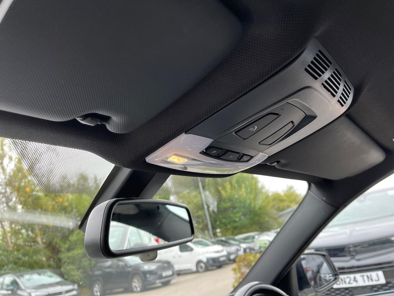 Used BMW 3 Series 2015 for sale - 76177589: Photo 14