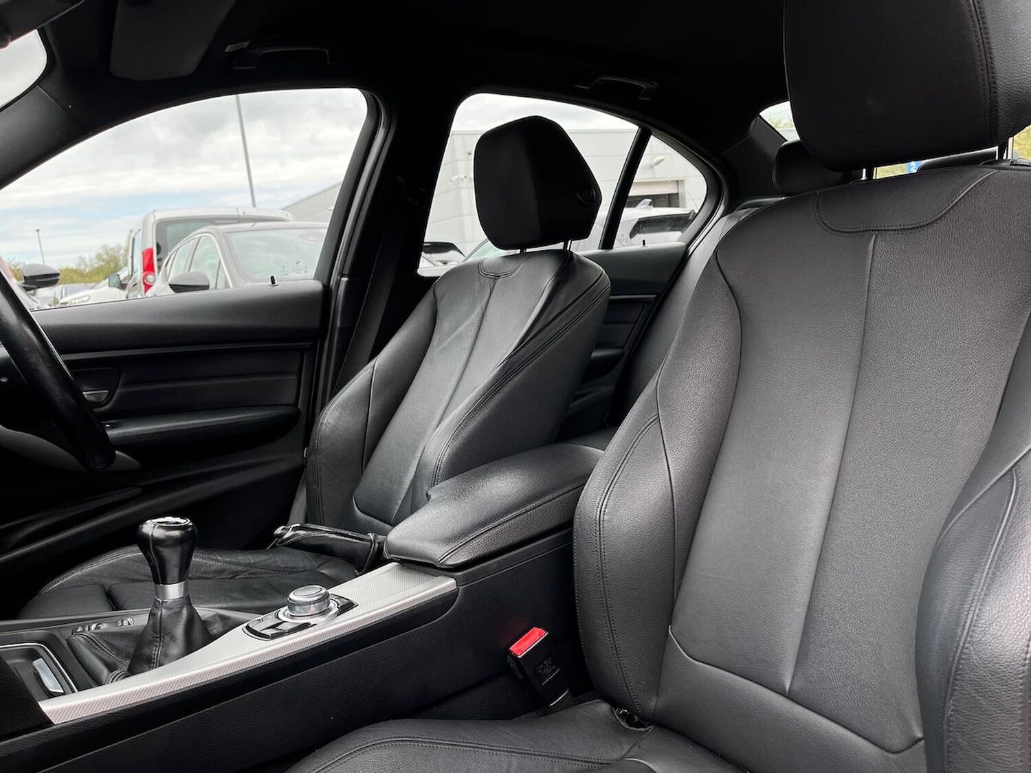 Used BMW 3 Series 2015 for sale - 76177589: Photo 32