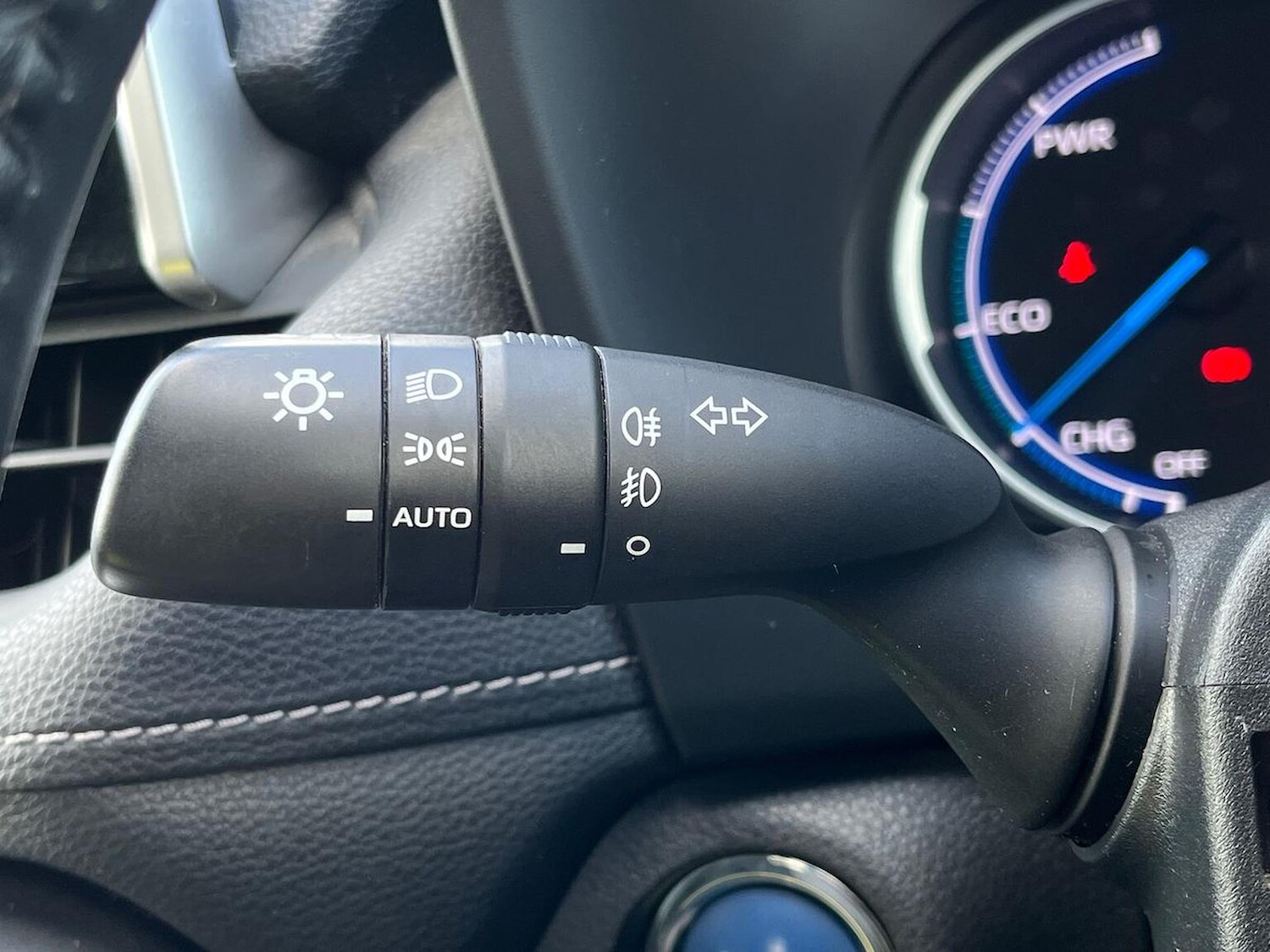 Used Toyota RAV4 2021 for sale - 76588634: Photo 28