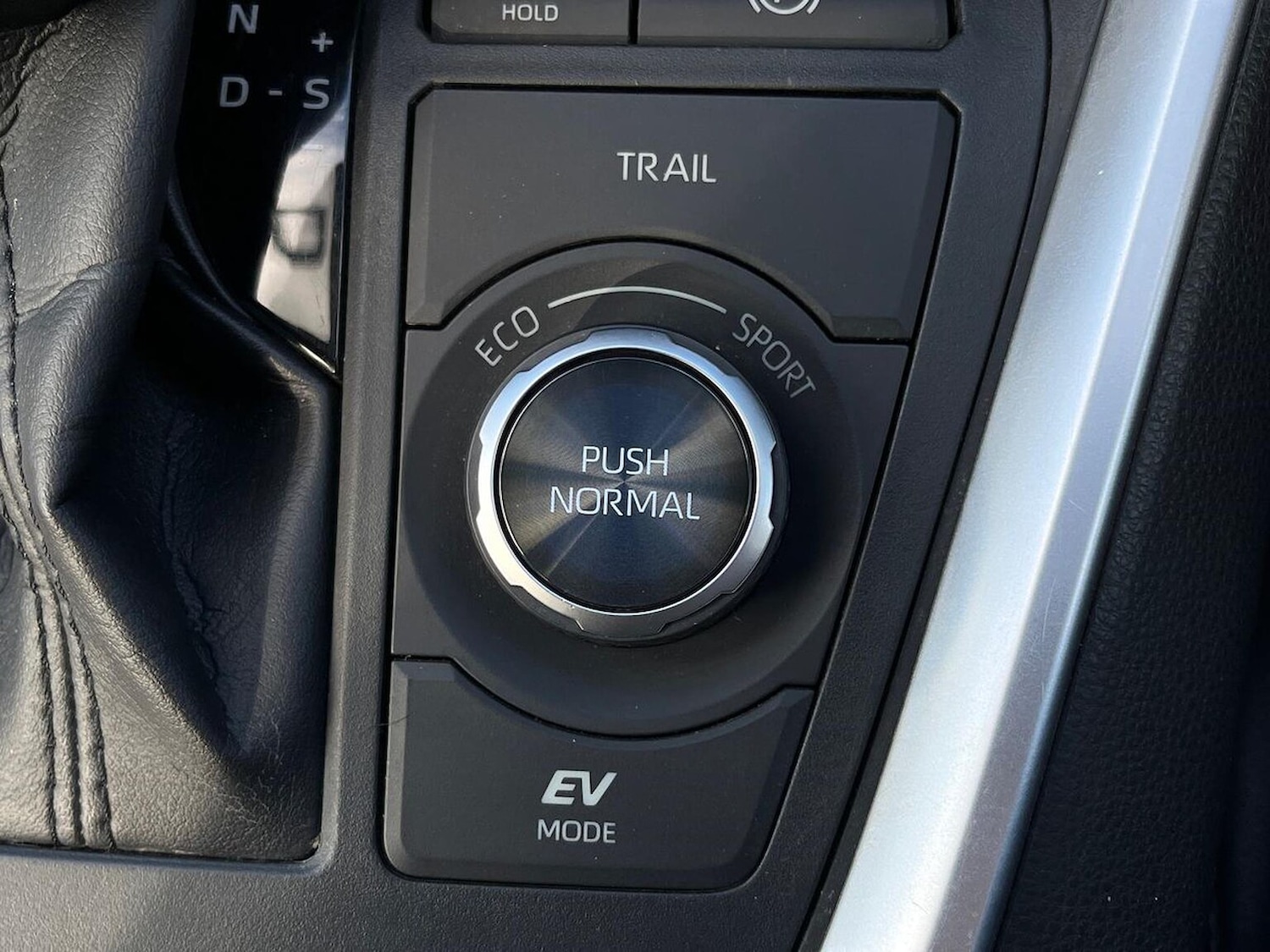 Used Toyota RAV4 2021 for sale - 76588634: Photo 42