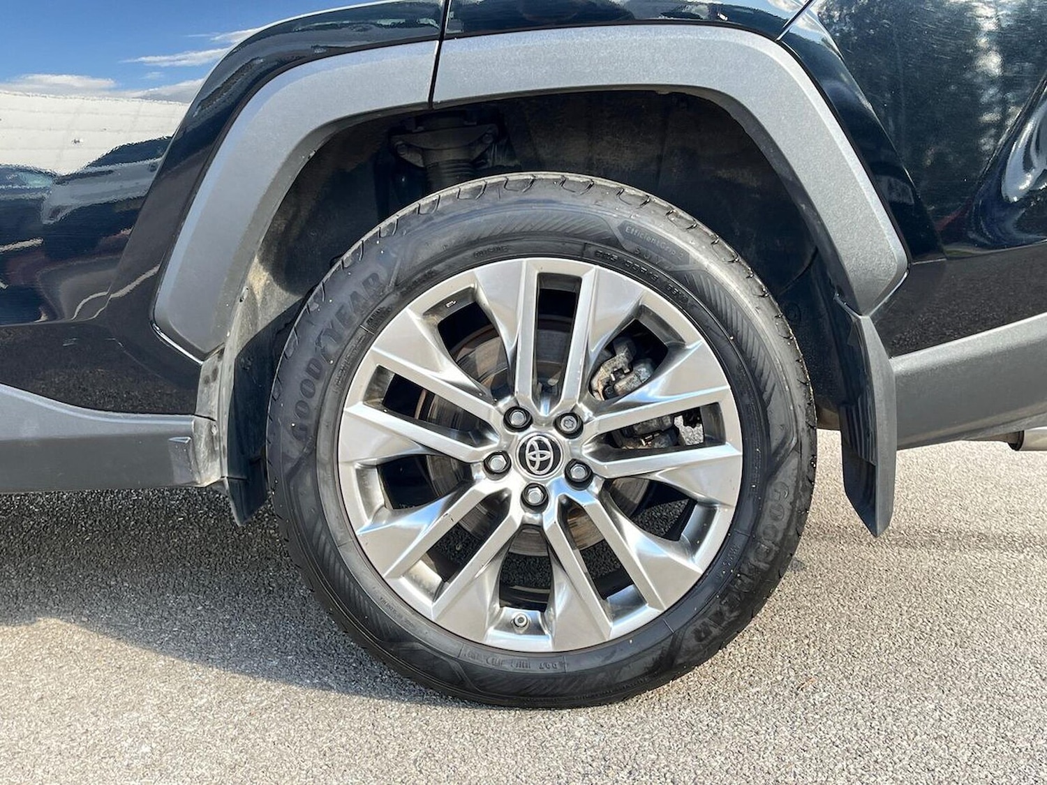 Used Toyota RAV4 2021 for sale - 76588634: Photo 6