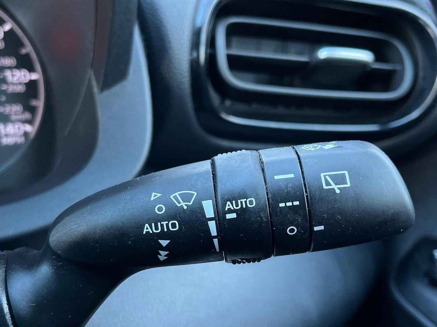 Used Toyota Yaris 2021 for sale - 77488542: Photo 29