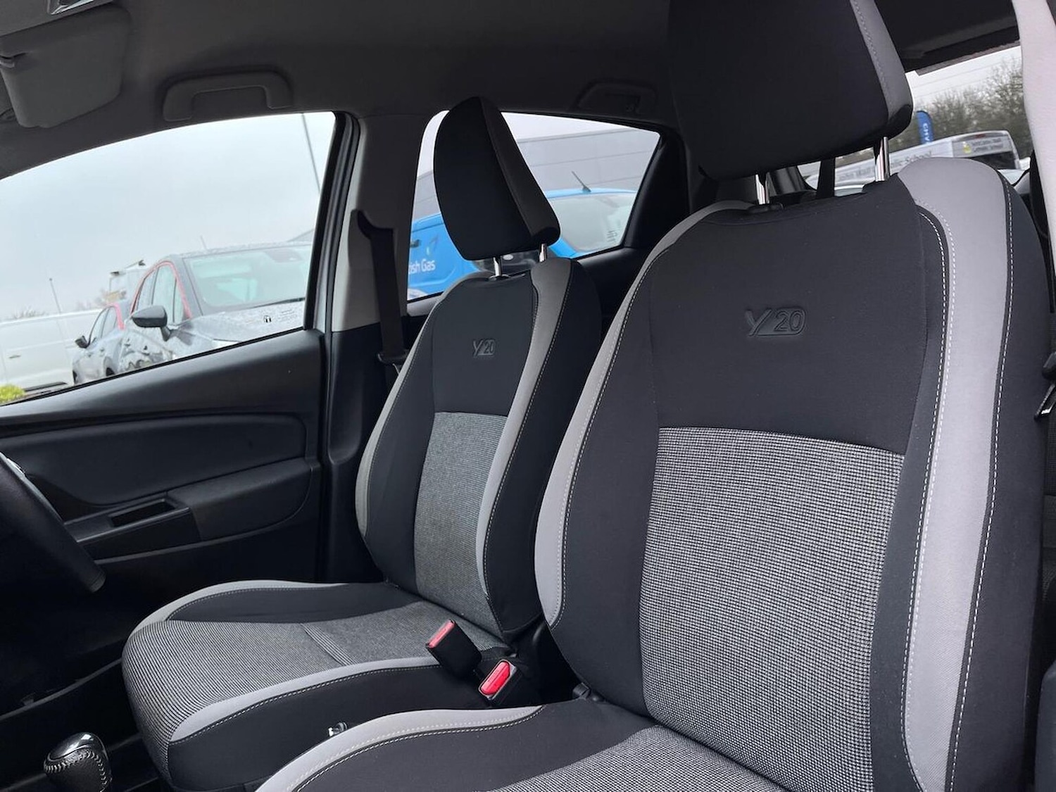 Used Toyota Yaris 2020 for sale - 77024247: Photo 33