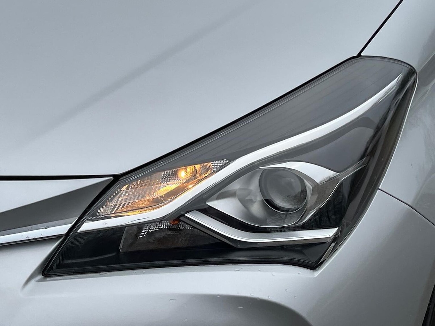 Used Toyota Yaris 2020 for sale - 77024247: Photo 35