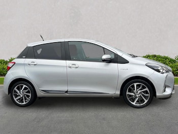 Used Toyota Yaris 2020 for sale - 77024247: Photo