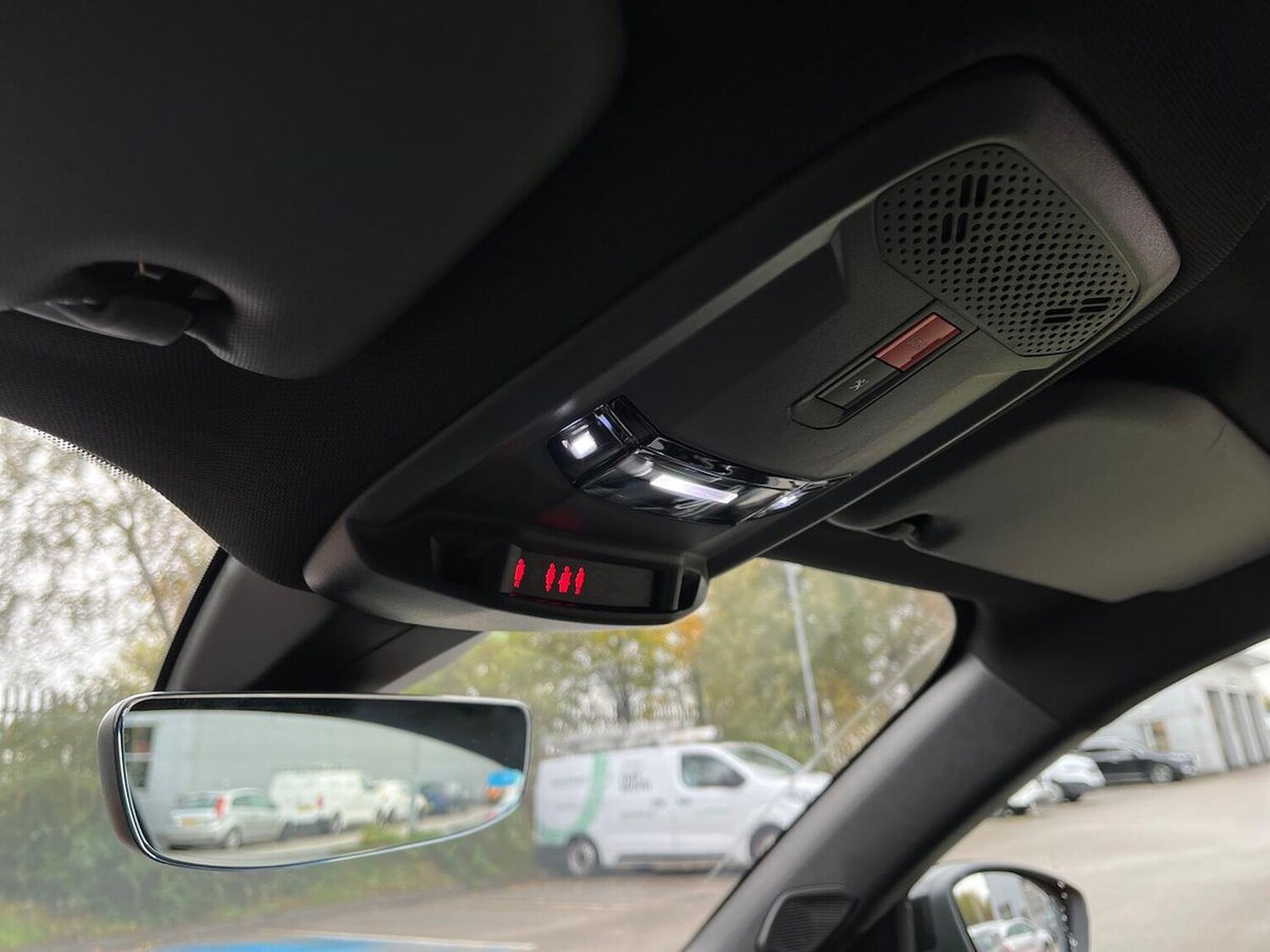 Used Peugeot 2008 2022 for sale - 76422356: Photo 14