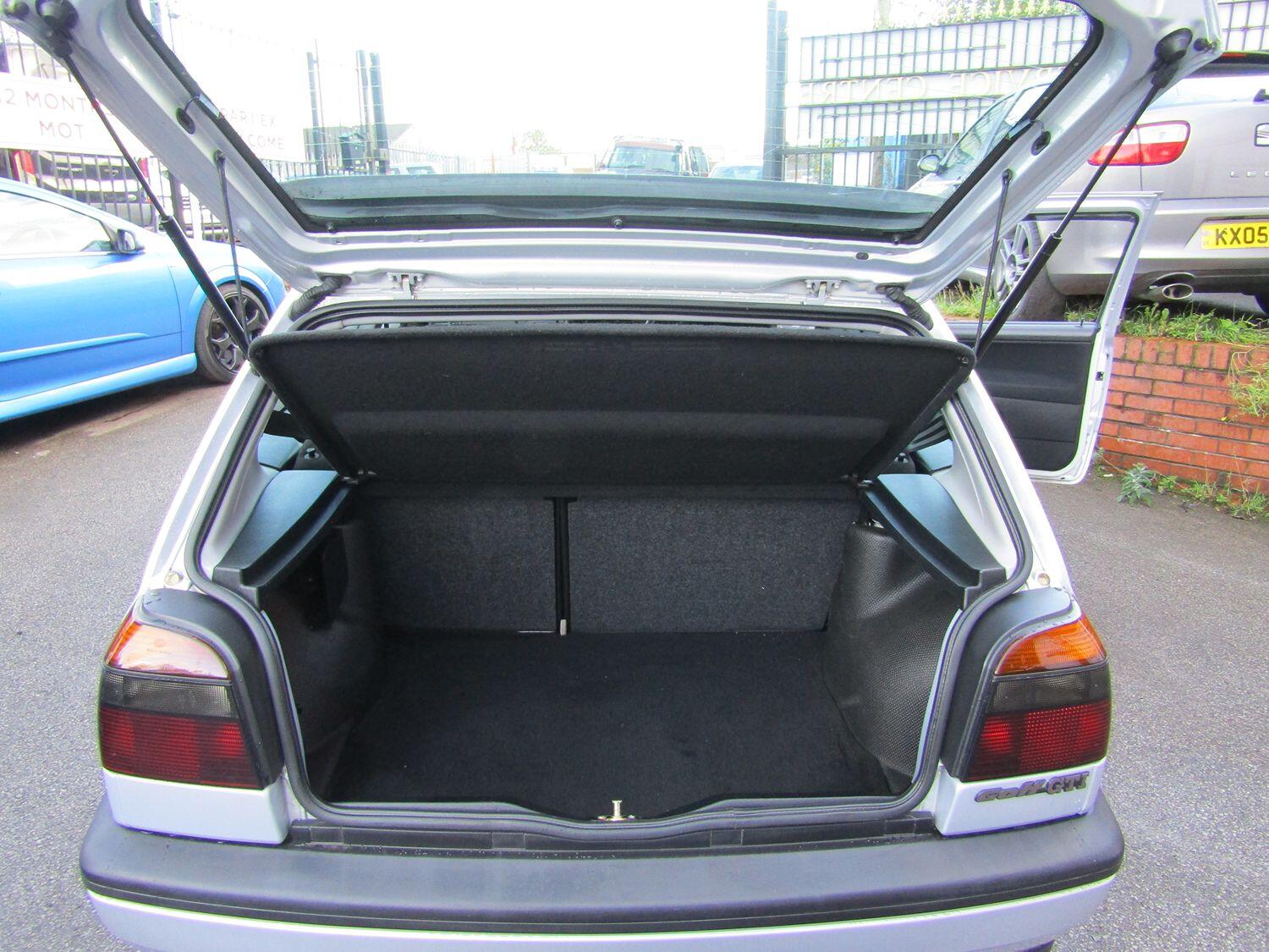 Used Volkswagen Golf 1994 for sale - 76631592: Photo 22