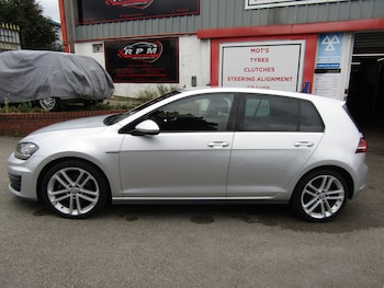 Used Volkswagen Golf 2016 for sale - 79347186: Photo