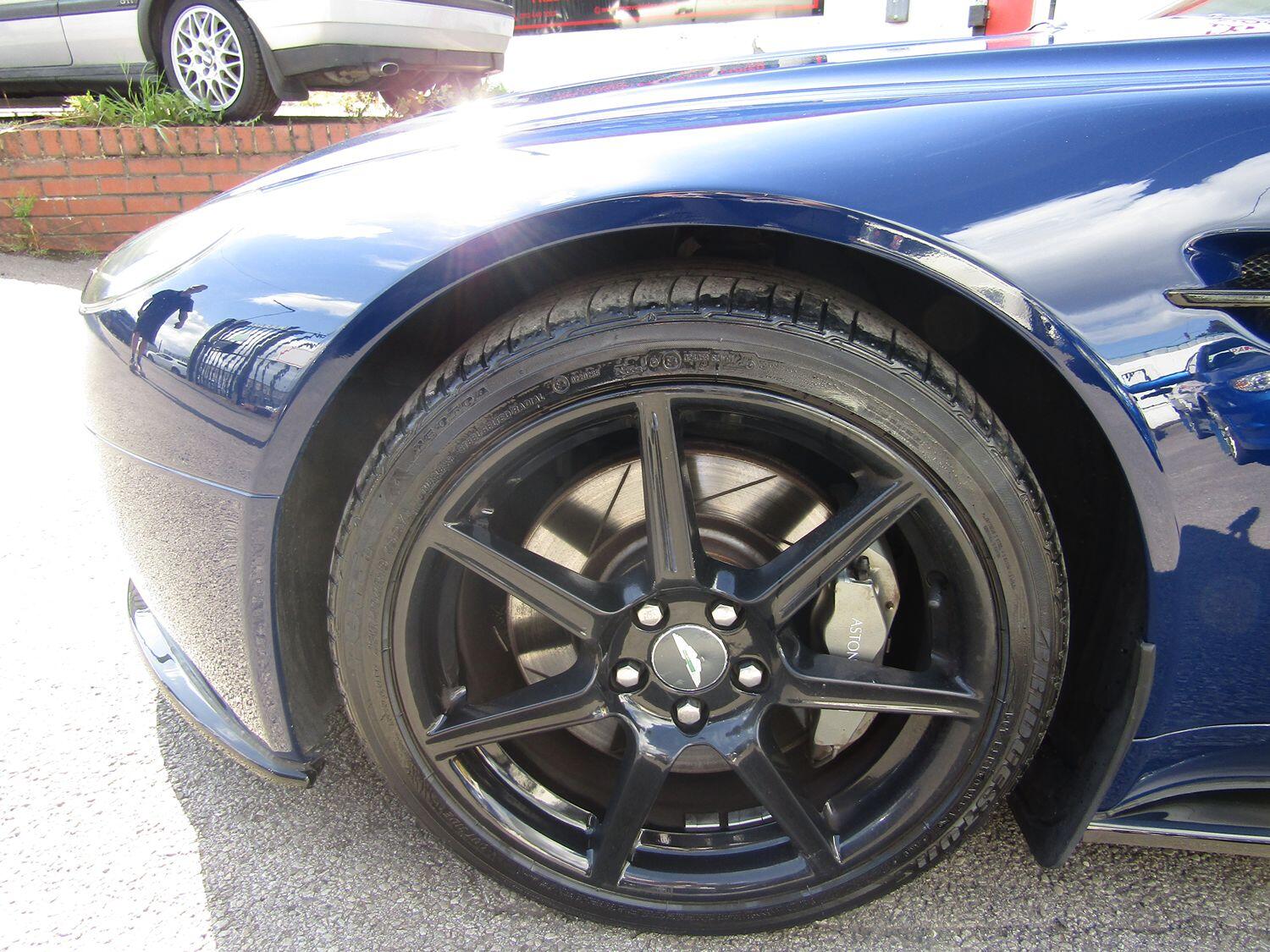Used Aston Martin Vantage 2008 for sale - 76631535: Photo 11