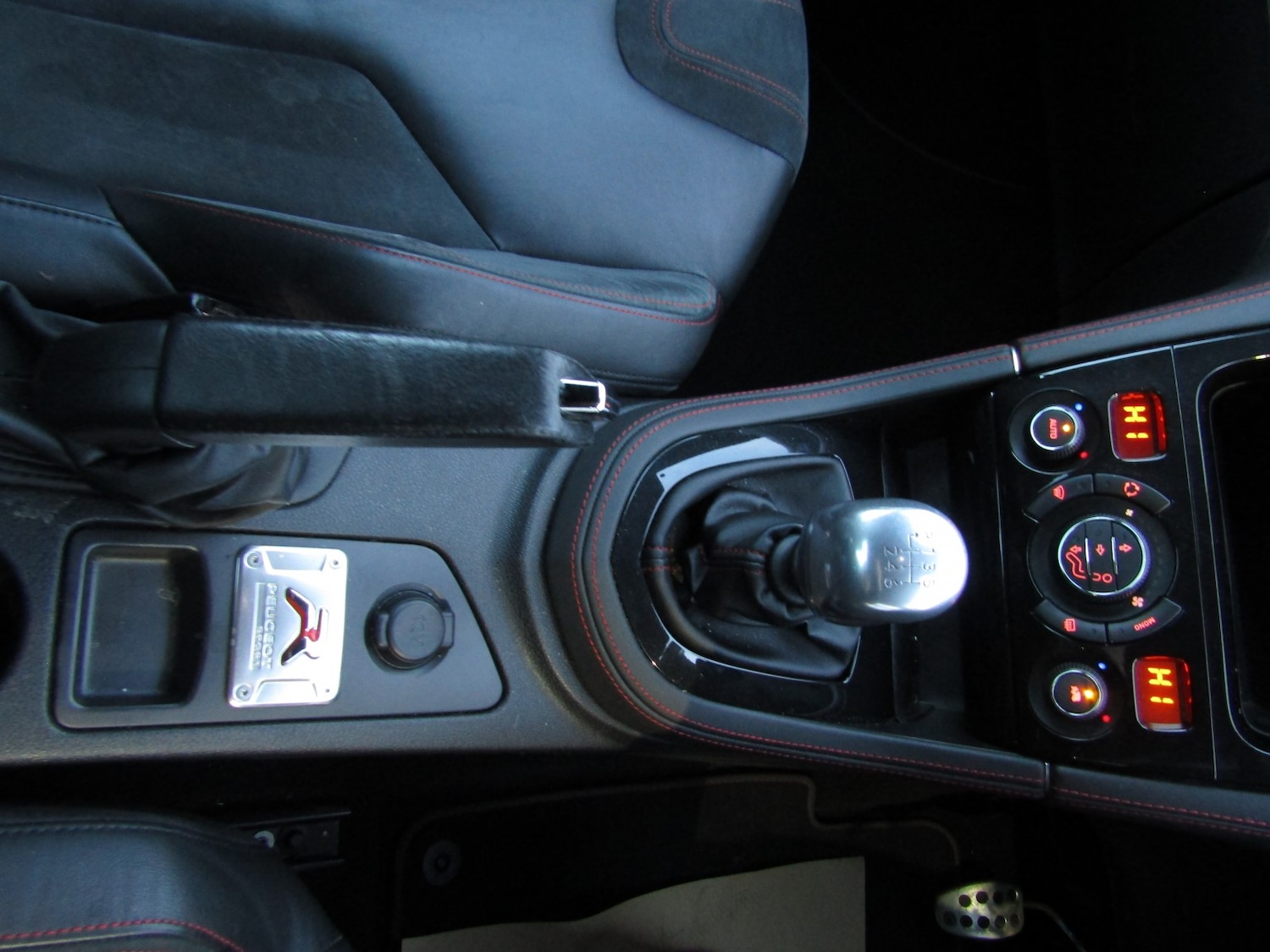 Used Peugeot RCZ 2014 for sale - 77213403: Photo 23