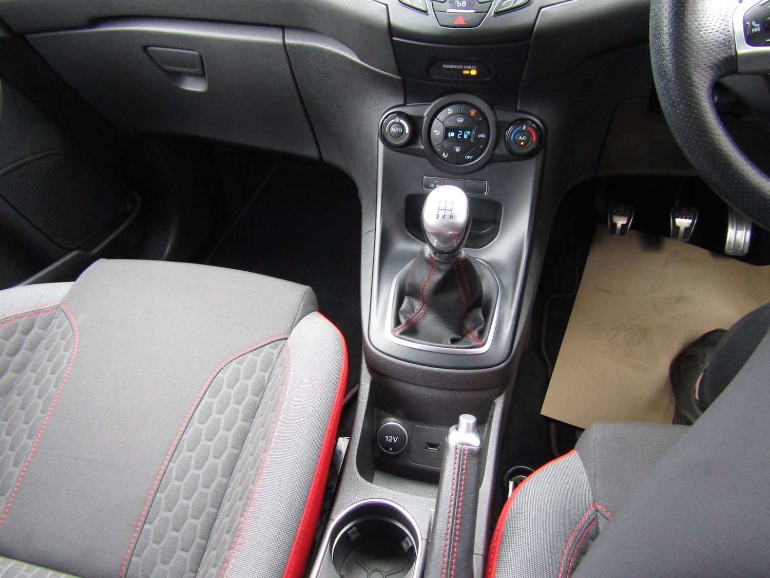 Used Ford Fiesta 2017 for sale - 77685106: Photo 18