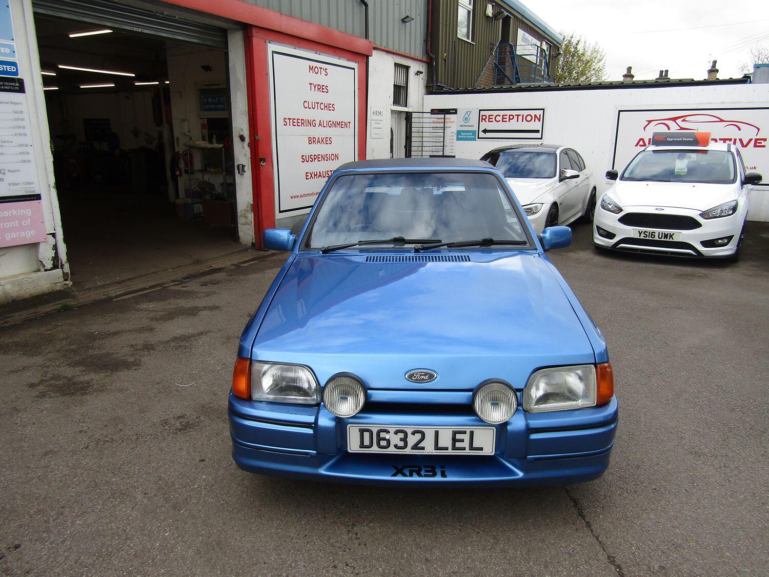 Used Ford Escort 1986 for sale - 76631589: Photo 2
