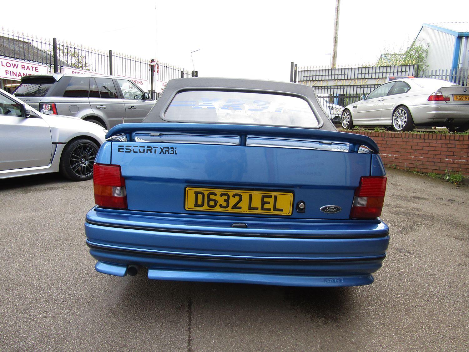 Used Ford Escort 1986 for sale - 76631589: Photo 7