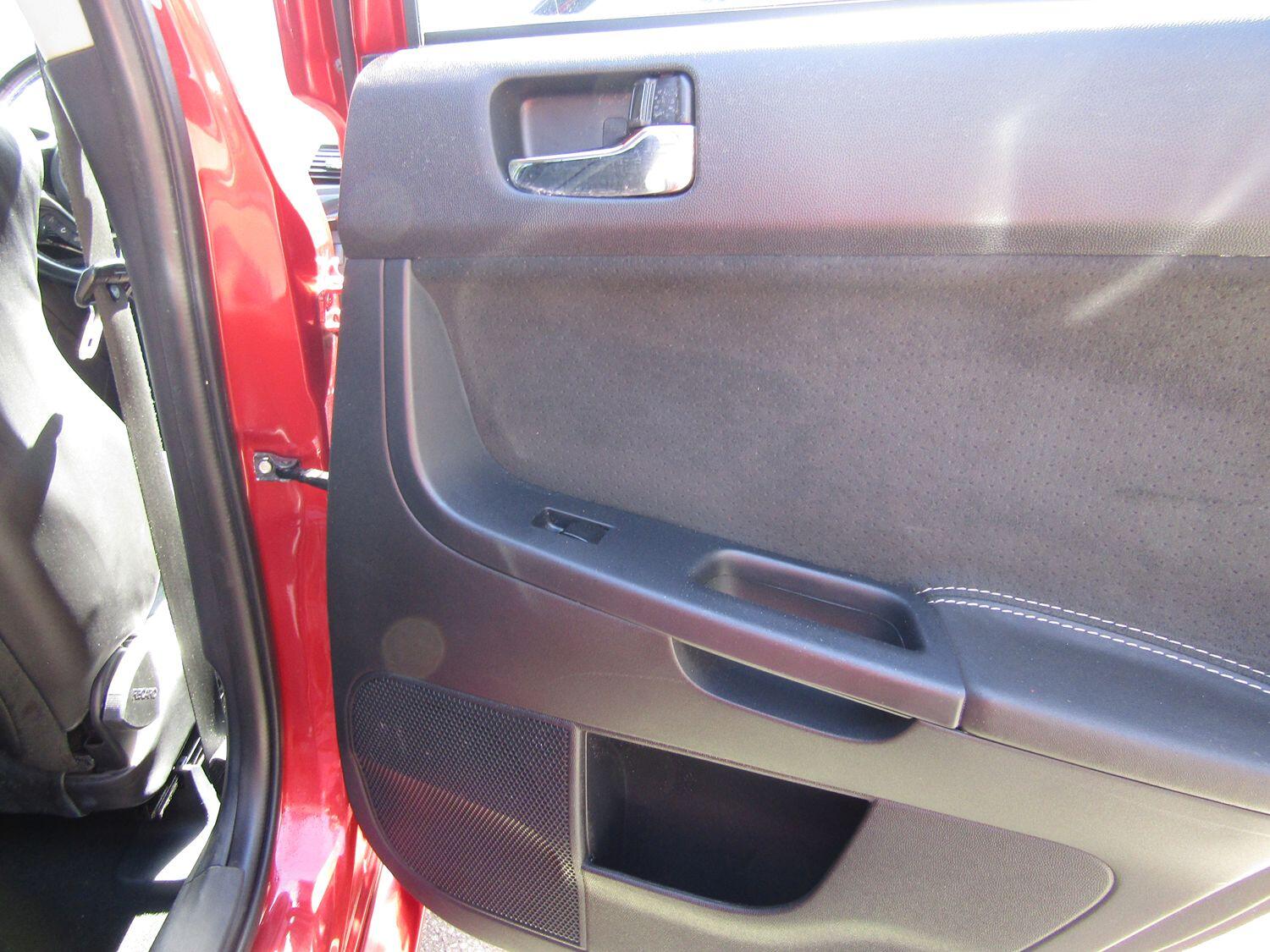 Used Mitsubishi Lancer 2012 for sale - 76793845: Photo 28