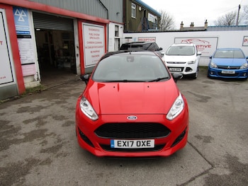 Used Ford Fiesta 2017 for sale - 76712825: Photo