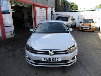 Used Volkswagen Polo 2018 for sale - 79531759: Photo