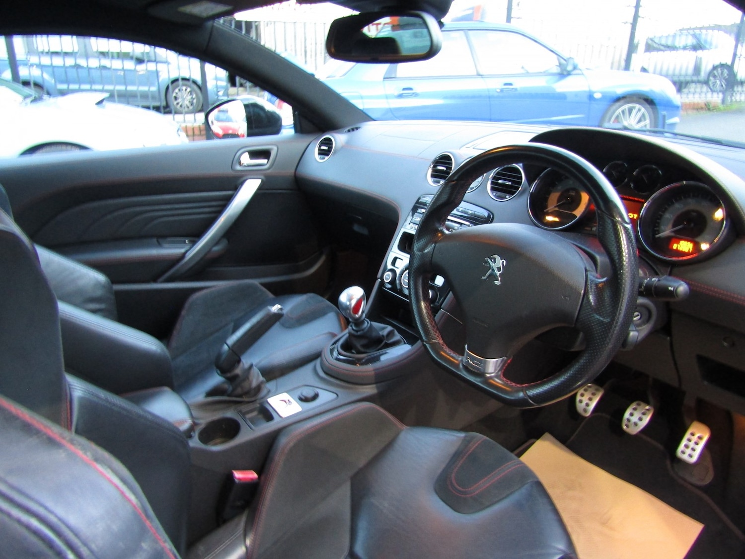 Used Peugeot RCZ 2014 for sale - 76911052: Photo 18