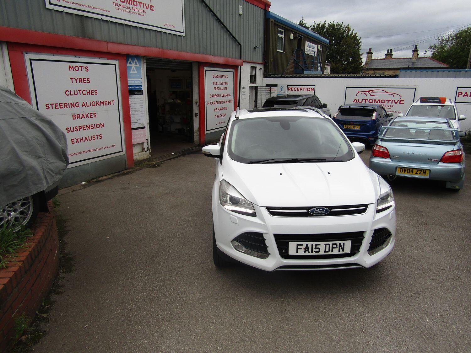 Used Ford Kuga 2015 for sale - 76631534: Photo 2