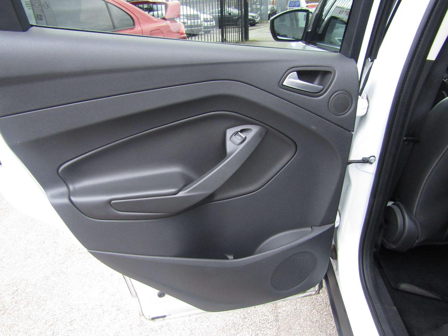 Used Ford Kuga 2015 for sale - 76631534: Photo 25