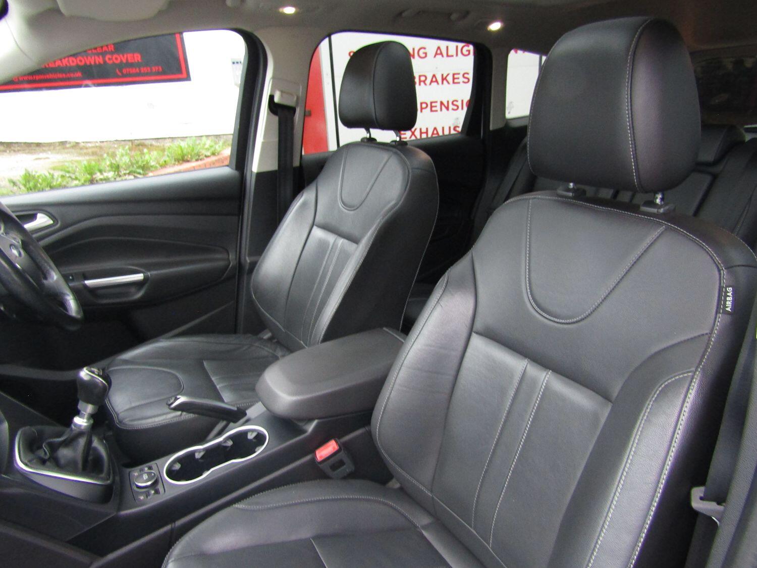 Used Ford Kuga 2015 for sale - 76631534: Photo 27