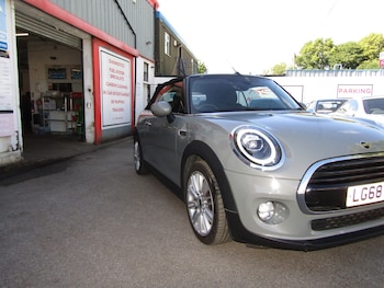 Used MINI Convertible 2018 for sale - 79105009: Photo
