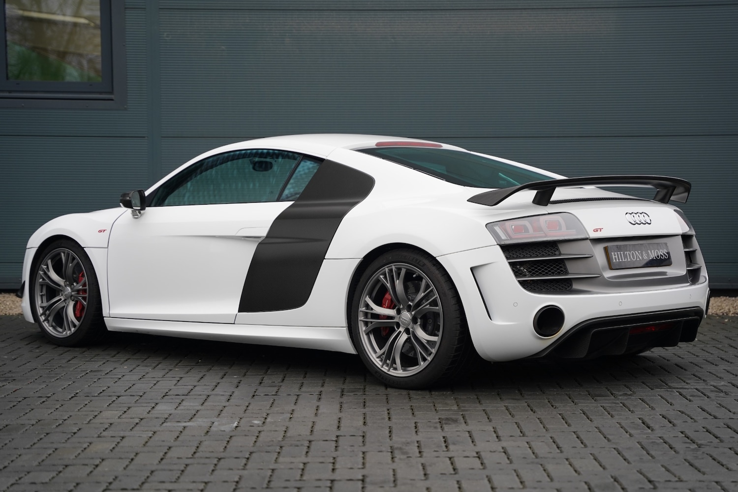 Used Audi R8 2011 for sale - 76987122: Photo 2