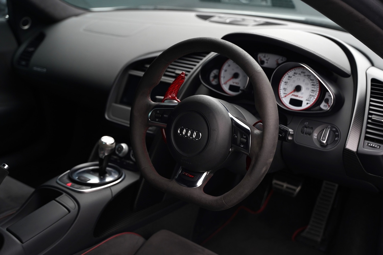 Used Audi R8 2011 for sale - 76987122: Photo 21