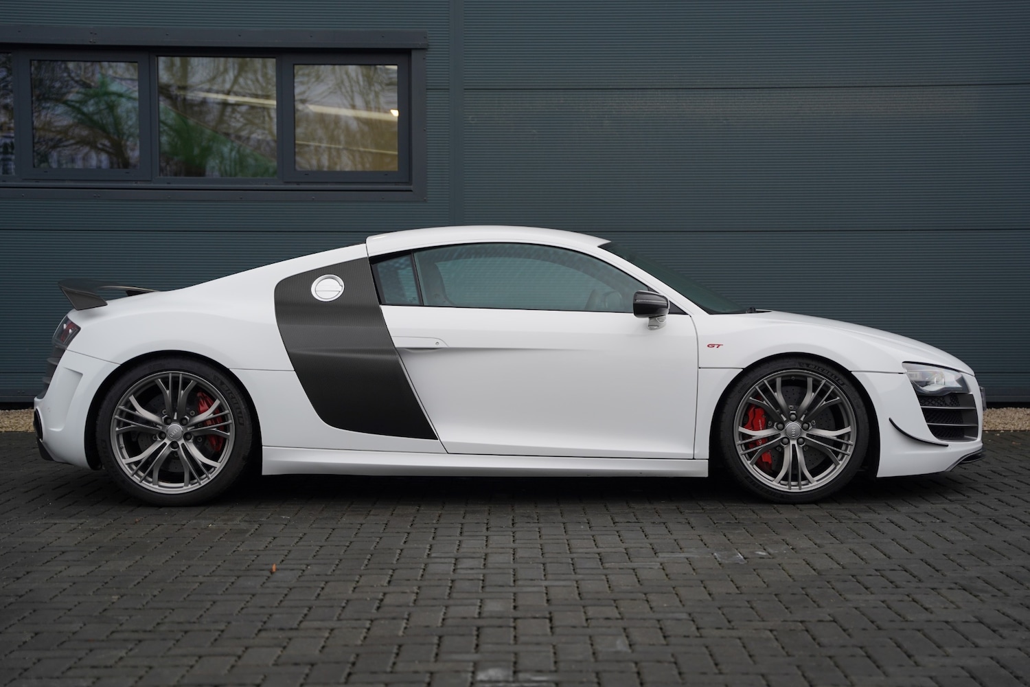 Used Audi R8 2011 for sale - 76987122: Photo 3