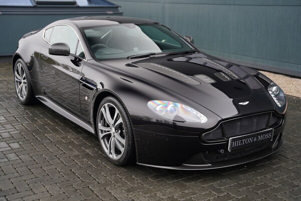 Used Aston Martin Vantage 2014 for sale - 73758295: Photo 11