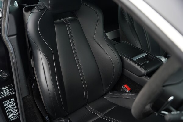 Used Aston Martin Vantage 2014 for sale - 73758295: Photo 17