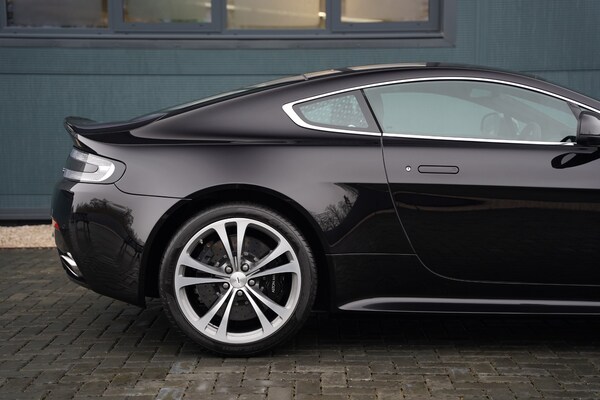Used Aston Martin Vantage 2014 for sale - 73758295: Photo 23