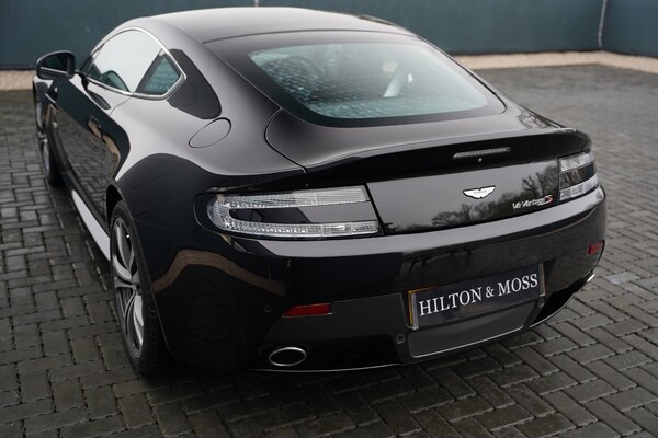Used Aston Martin Vantage 2014 for sale - 73758295: Photo 43