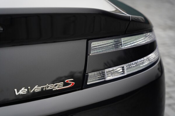 Used Aston Martin Vantage 2014 for sale - 73758295: Photo 44