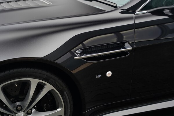Used Aston Martin Vantage 2014 for sale - 73758295: Photo 46