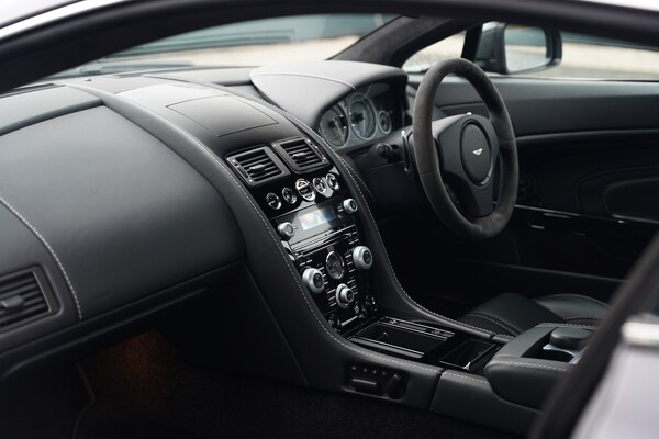 Used Aston Martin Vantage 2014 for sale - 73758295: Photo 58
