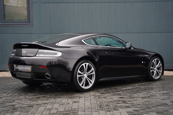 Used Aston Martin Vantage 2014 for sale - 73758295: Photo 5