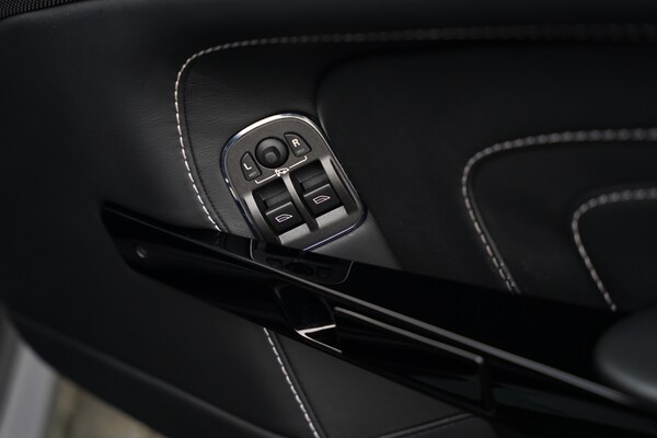 Used Aston Martin Vantage 2014 for sale - 73758295: Photo 60