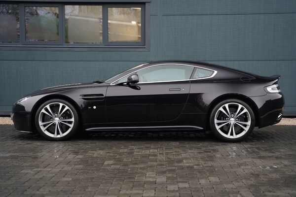 Used Aston Martin Vantage 2014 for sale - 73758295: Photo 6